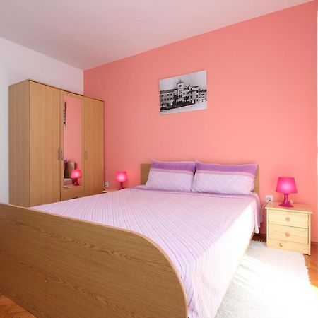 Apartments Tara Ровинь Экстерьер фото