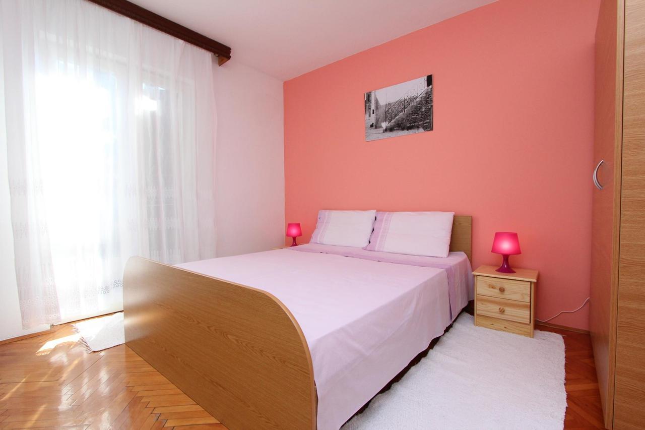 Apartments Tara Ровинь Экстерьер фото