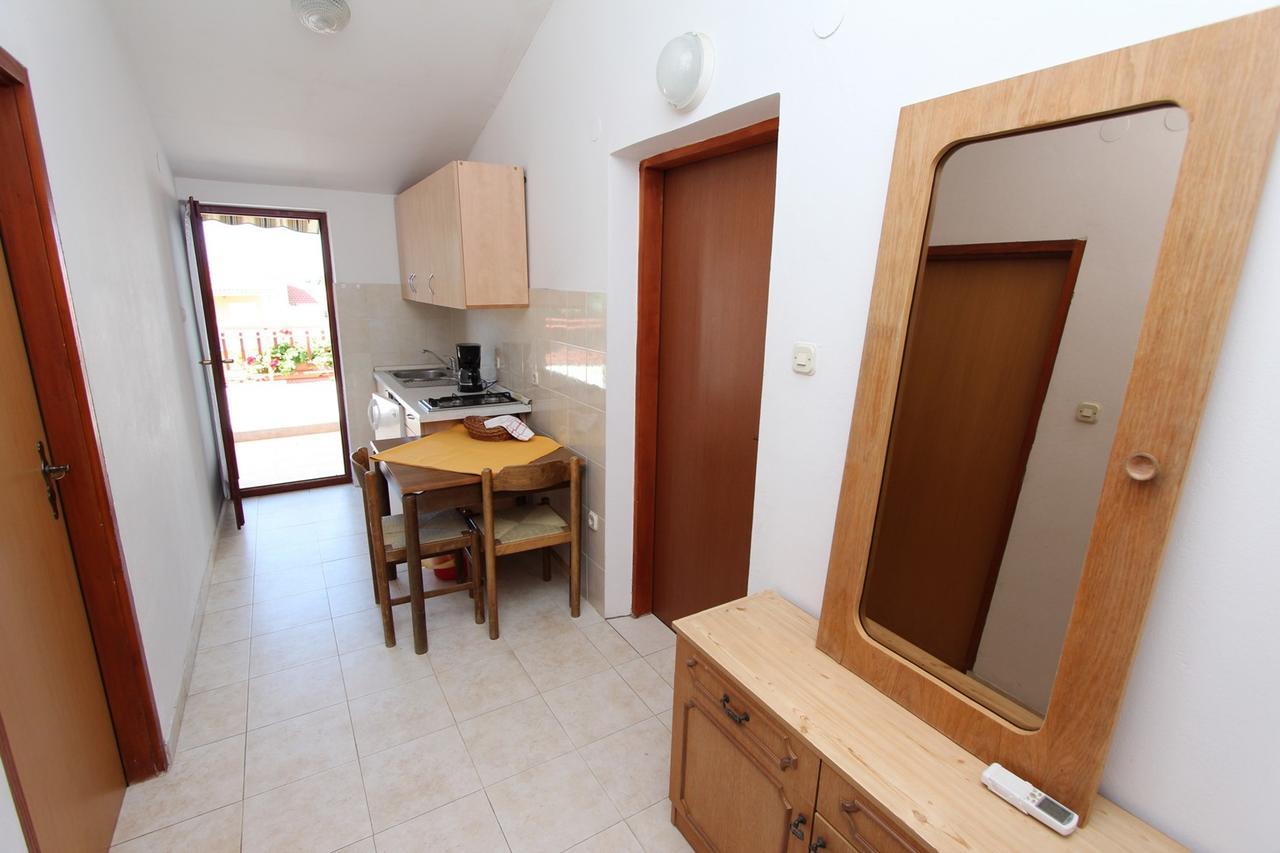 Apartments Tara Ровинь Экстерьер фото