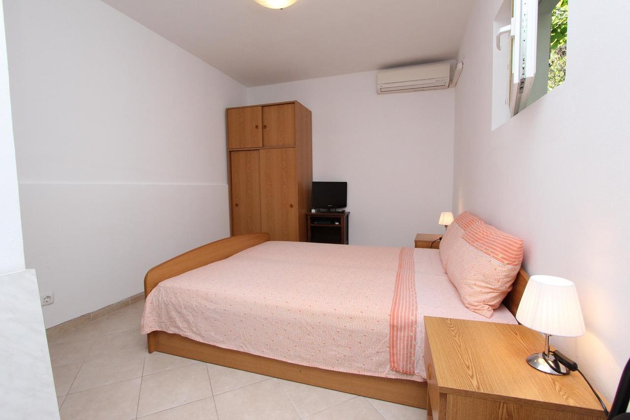 Apartments Tara Ровинь Экстерьер фото