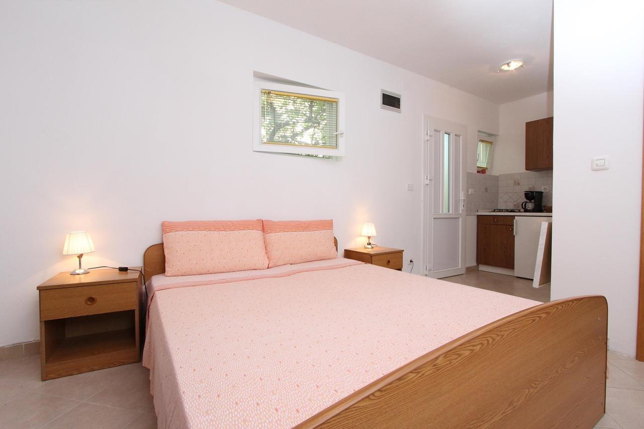 Apartments Tara Ровинь Экстерьер фото