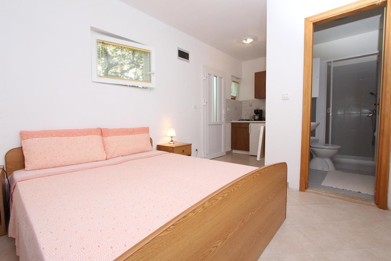 Apartments Tara Ровинь Экстерьер фото